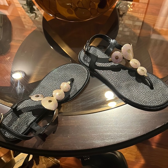 Black gold sandals - Picture 1 of 1